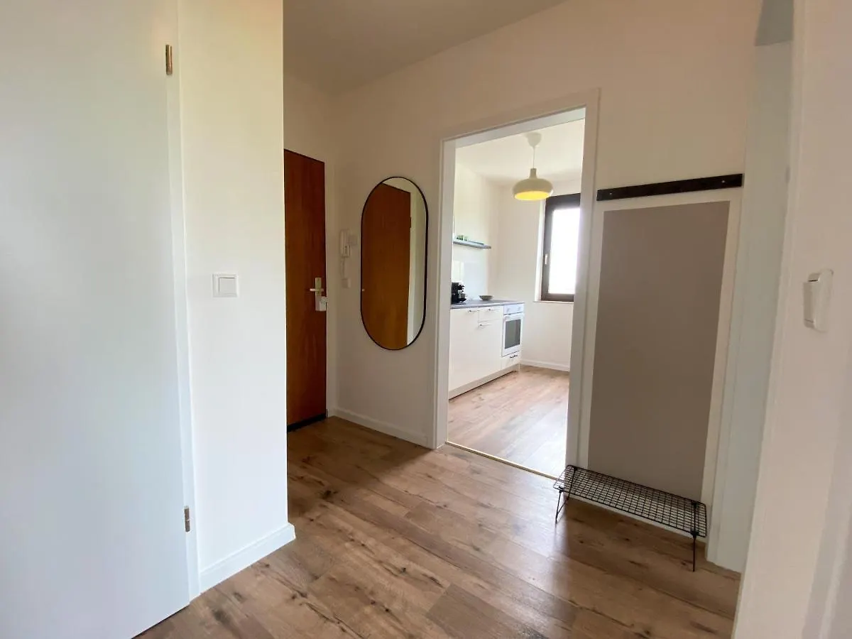 Schoene Wohnung Mit Rheinblick/Duesseldorf/Neuss/Messe Deutschland