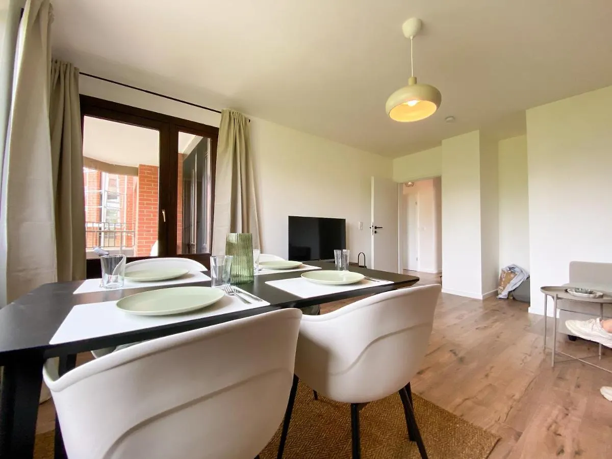 Apartment Schoene Wohnung Mit Rheinblick/Duesseldorf/Neuss/Messe
