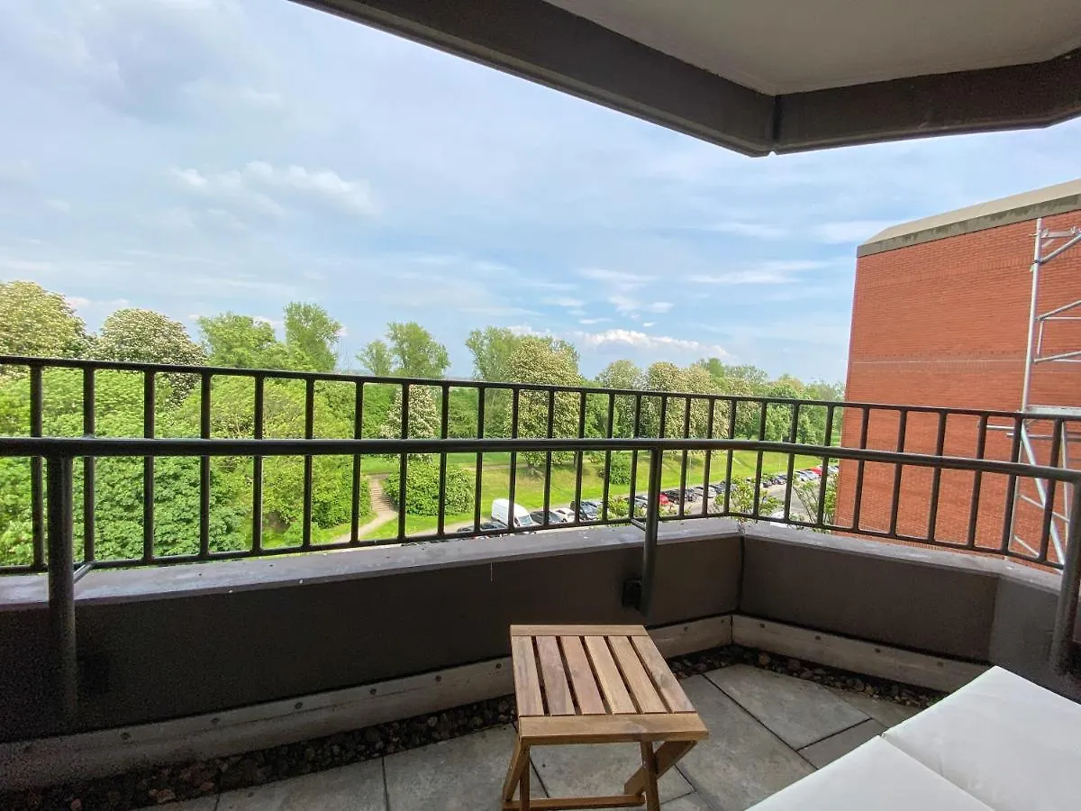 Schoene Wohnung Mit Rheinblick/Duesseldorf/Neuss/Messe Apartment Neuss